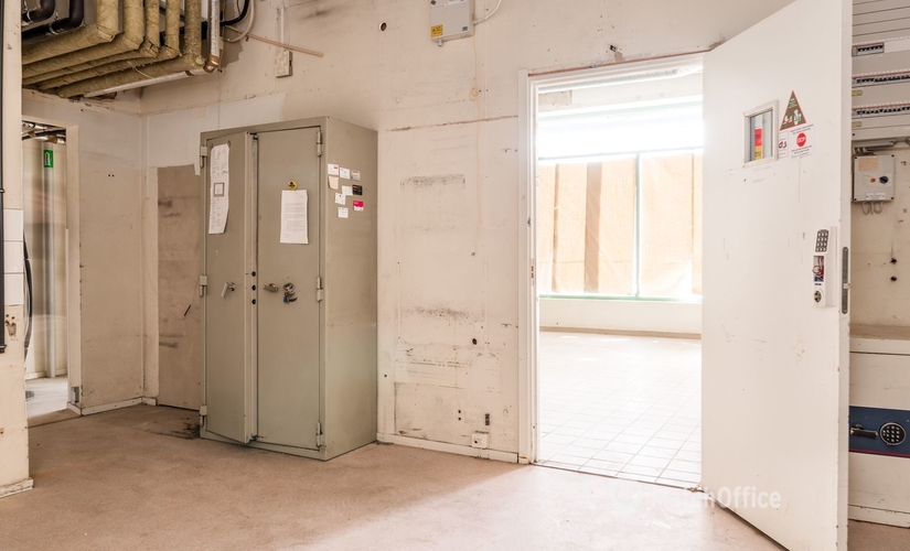 83 m² möblerad Butik att hyra i Eslöv, Stora Torg 6 (241 30) - 3 | MatchOffice