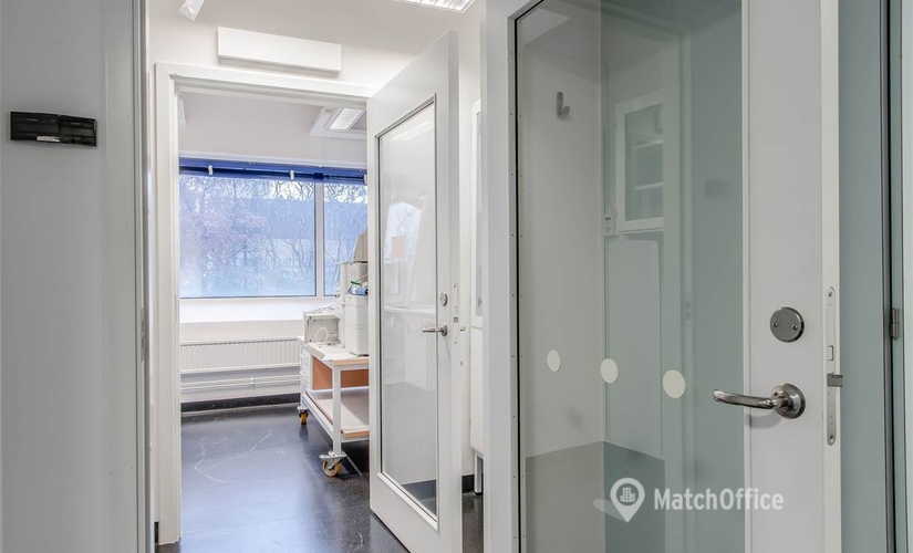 242 m² lediga Kontorsrum för uthyrning i Södertälje, Forskargatan 20b (151 36) erbjuder allt du behöver  - 1 | MatchOffice