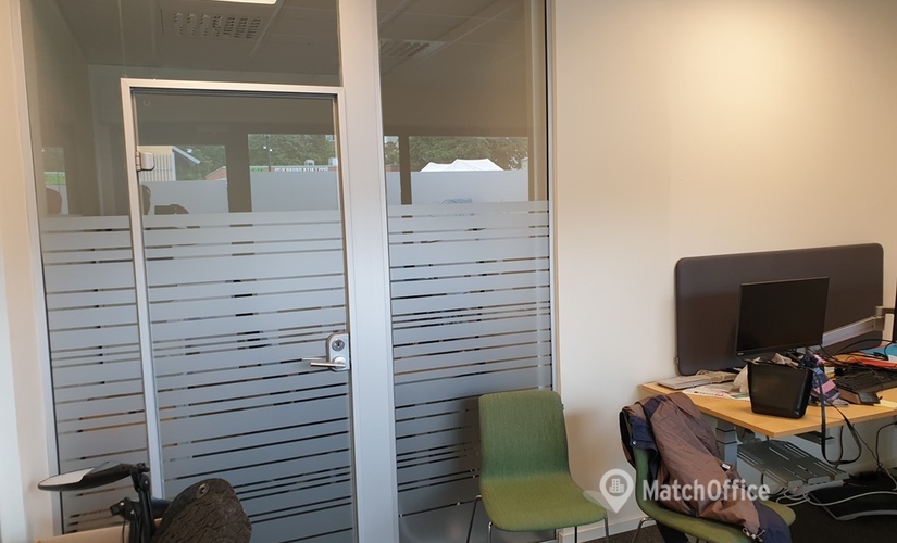 230 m² möblerad Butik uthyres i Järfälla, Hässelby (165 55) - 2 | MatchOffice.se