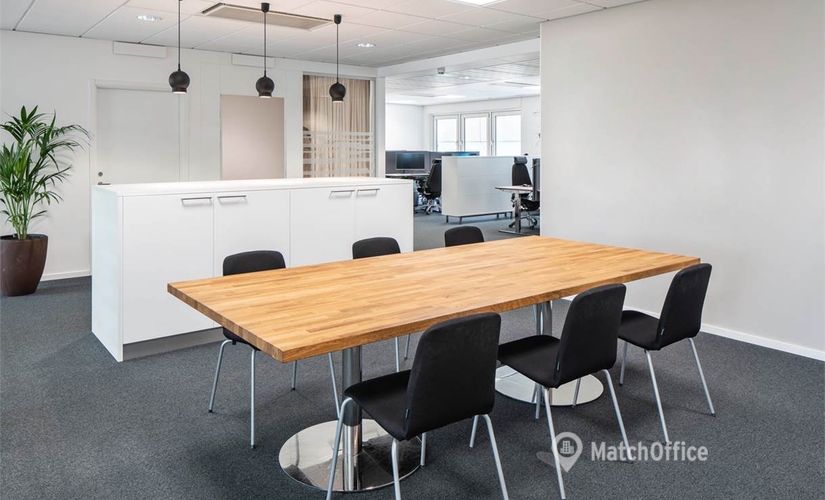 Kontorsutrymme(Yta:265 m²)	för uthyrning i Kronborgsgränd 11, 164 46 Kista. Lång- och korttidsuthyrning | MatchOffice.se