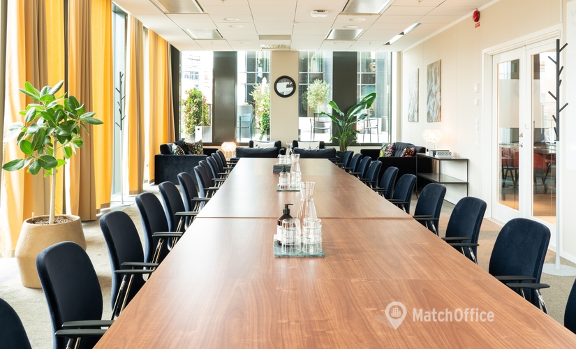 Mötesrum(Yta:100 m²) att hyra i Klarabergsviadukten 63, 101 23 Norrmalm. Inga extra avgifter | MatchOffice.se