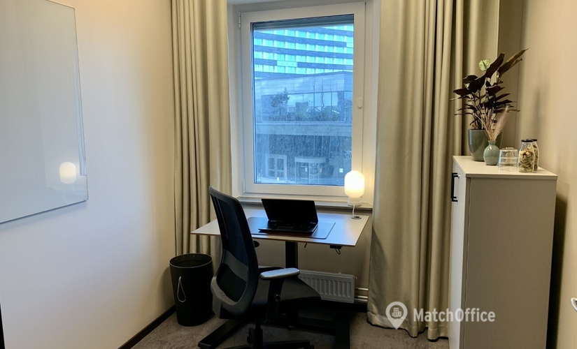 Flexibel arbetsplats(Yta:50 m²) att hyra i Tornvägen 17a, 190 60 Sigtuna. WiFi-anslutning ingår | MatchOffice.se