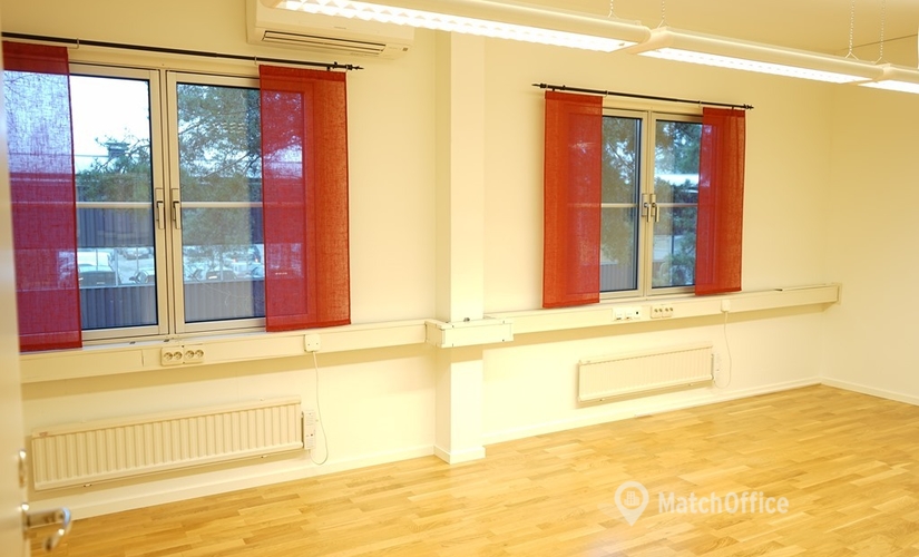 Kontorsutrymme(Yta:287 m²) att hyra i Arlandastad, Maskingatan 5, 195 60 Sigtuna. Lång- och korttidsuthyrning | MatchOffice.se