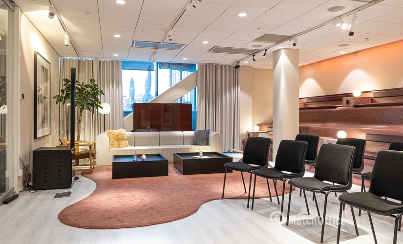 Mötesrum(Yta:100 m²) för uthyrning i Klarabergsviadukten 63, 101 23 Norrmalm. WiFi-anslutning ingår | MatchOffice.se