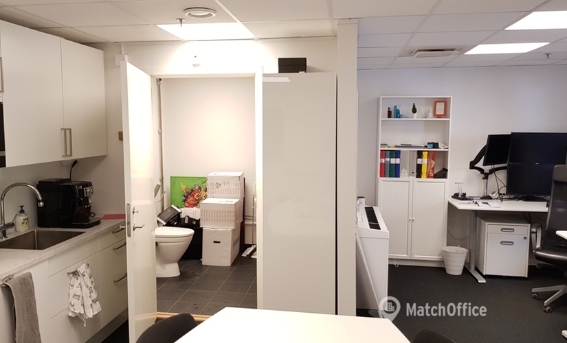 Företagshotell(Yta:43 m²) för uthyrning i Stockholm, Luntmakargatan 22-34, 111 37 Norrmalm. Fullt utbud av faciliteter | MatchOffice.se