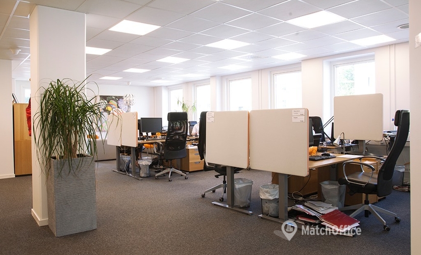 Företagshotell(Yta:2000 m²) för uthyrning i Malmö, Norra Bulltoftavägen 65, 212 21 Malmö Kirseberg. Lång- och korttidsuthyrning | MatchOffice.se