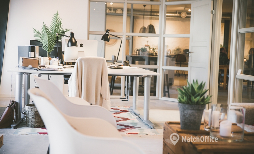 450 m² Business space in Svalov, Loarps Gård (268 75) - 1 | MatchOffice.com