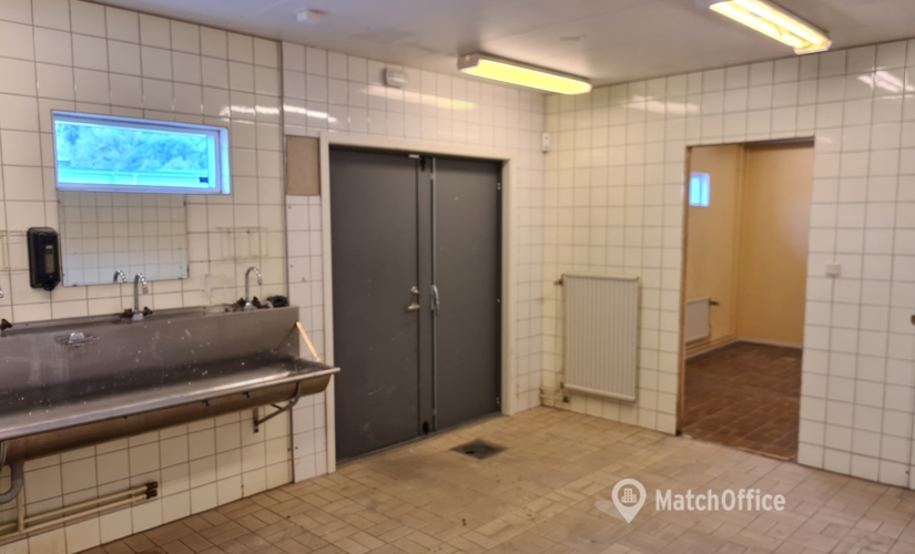 Industrilokal(Yta:235 m²) för uthyrning i Tuvevägen 39, 417 05 Norra Hisingen. Endast från verifierade hyresvärdar | MatchOffice.se