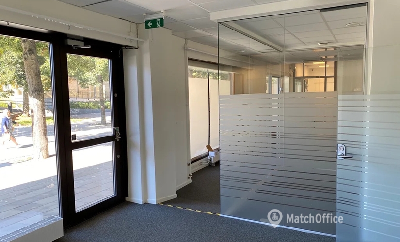 230 m² Store for rent in Hasselby-Vallingby, Hässelby torg 20 (165 55) - 1 | MatchOffice