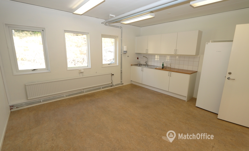 Kontorsplatser(Yta:199 m²)	för uthyrning i Tuvevägen, 39B, 417 05 Hisingen. Handikappanpassad | MatchOffice.se