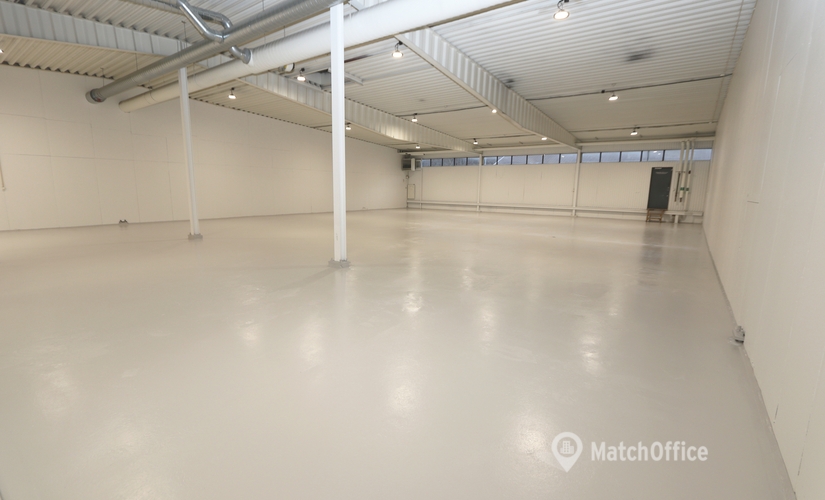 650 m² Warehouse up for rent in Hisingen, Tuvevägen (417 05) - 0 | MatchOffice.com