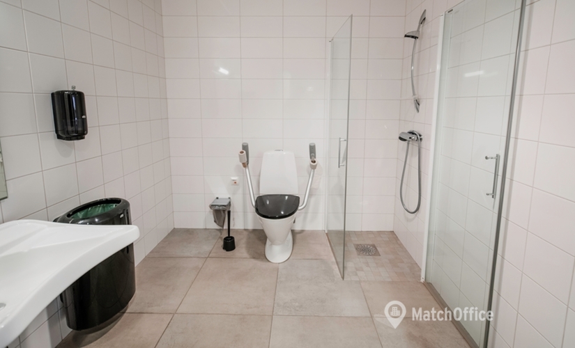 Kontorshotell(Yta:1993 m²) för uthyrning i Uppsala, Fyrisborgsgatan 5, 754 50 Uppsala. Lång- och korttidsuthyrning | MatchOffice.se