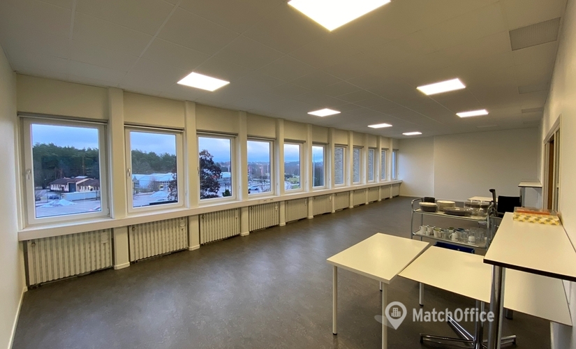 Kontorsrum(Yta:653 m²)	för uthyrning i Linta gårdsväg 5, 168 74 Bromma. WiFi-anslutning ingår | MatchOffice.se