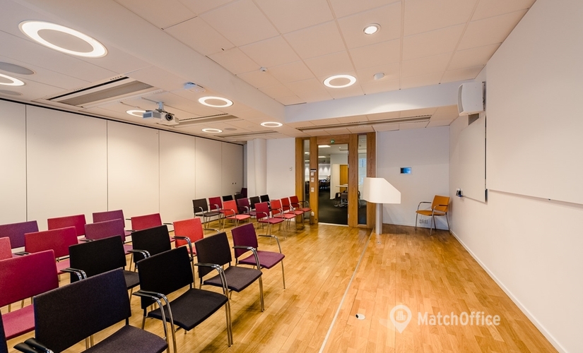 Affärscentrum(Yta:52 m²) för uthyrning i Finlandsgatan 36, 164 74 Kista. Bra läge | MatchOffice.se
