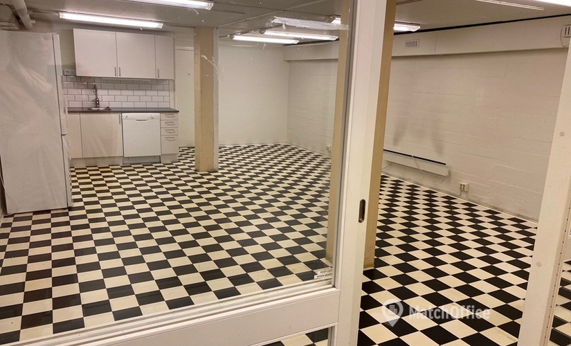 Verkstad(Yta:520 m²) att hyra i Företagsvägen 29, 232 37 Burlöv. Fullt utbud av faciliteter | MatchOffice.se																	