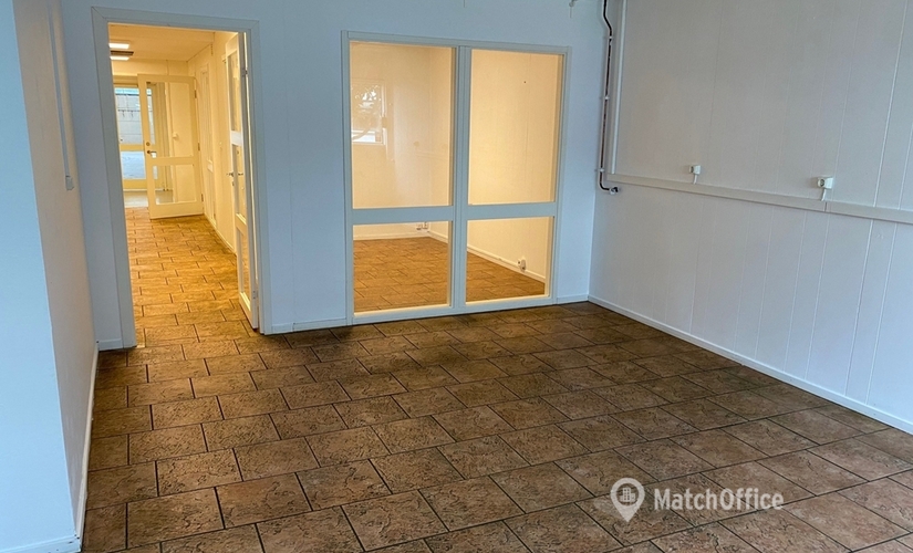 Lagerlokal(Yta:520 m²) för uthyrning i Företagsvägen 29, 232 37 Burlöv. Lång- och korttidsuthyrning | MatchOffice.se