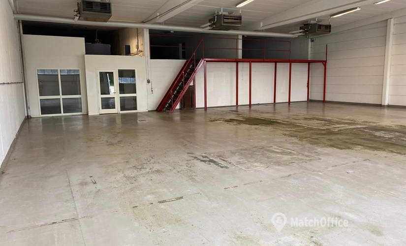Industrilokal(Yta:520 m²) för uthyrning i Företagsvägen 29, 232 37 Burlöv. Inga extra avgifter | MatchOffice.se																	