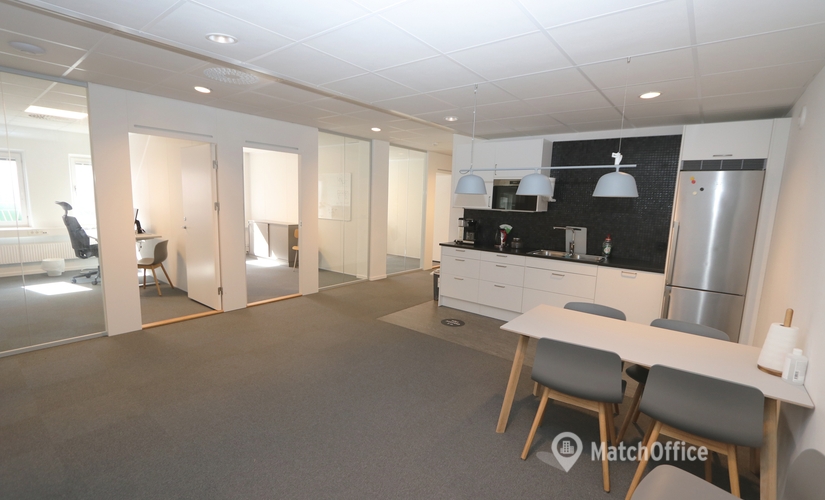 Kontorsplatser(Yta:300 m²) att hyra i Gruvgatan, 35A, 421 30 Askim-Frölunda-Högsbo. Fullt utbud av faciliteter | MatchOffice.se
