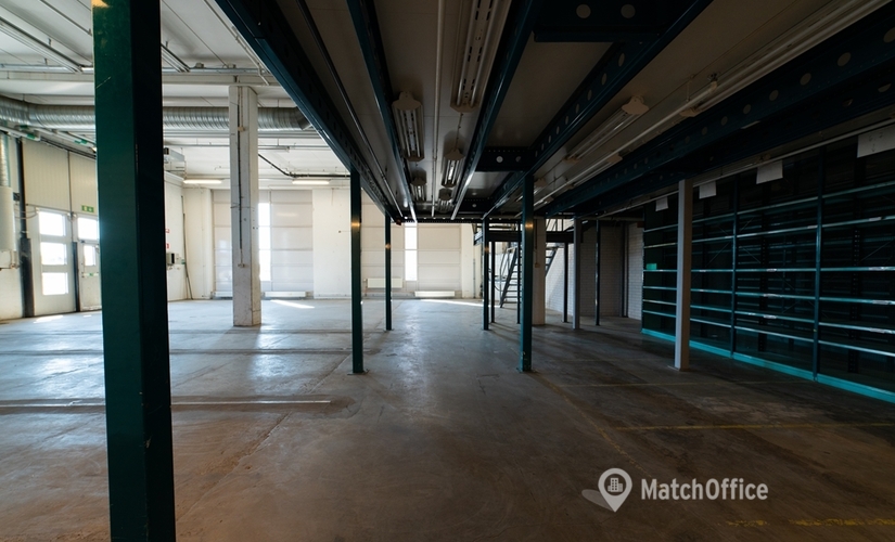 2010 m² Commercial warehouse for rent in Uppsala, Uppsala (754 50) - 1 | MatchOffice.com