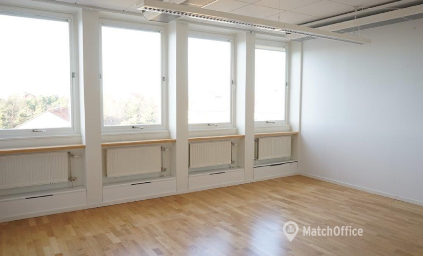 Kontorsutrymme(Yta:320 m²)	för uthyrning i Stockholmsvägen 18, 181 50 Lidingö. Endast från verifierade hyresvärdar | MatchOffice.se