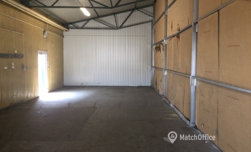 106 m² Commercial warehouse up for rent in Vaxjo, Mejselgatan 2 (352 46) - 2 | MatchOffice.com