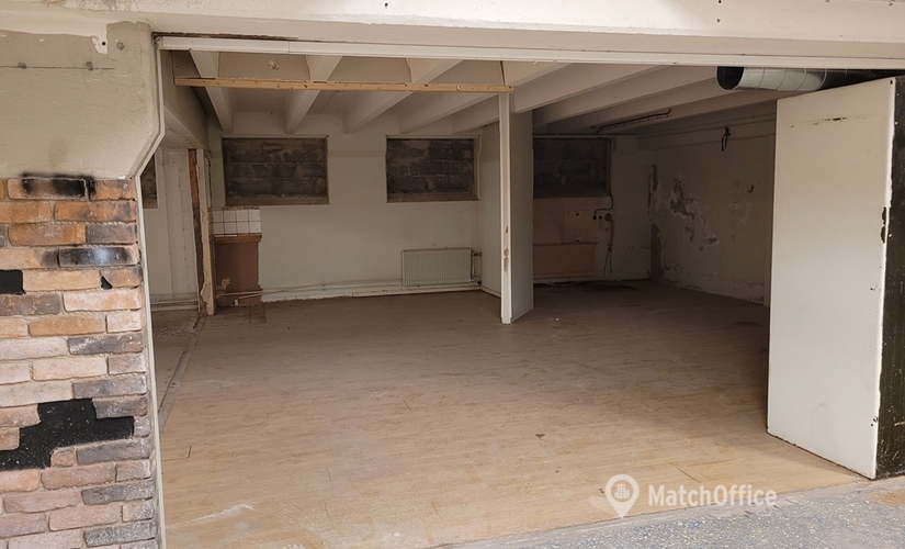 Lagerlokal(Yta:659 m²) att hyra i Norra Bulltoftavägen 65, 212 43 Husie. Bra läge | MatchOffice.se																	