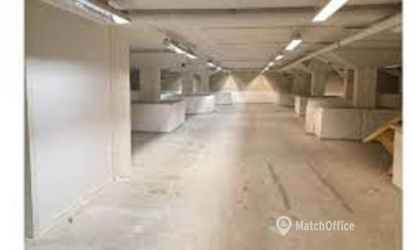 Lagerlokal(Yta:860 m²) att hyra i Tumba, Hans Stahles väg 17, 147 41 Botkyrka. Inga extra avgifter | MatchOffice.se																	
