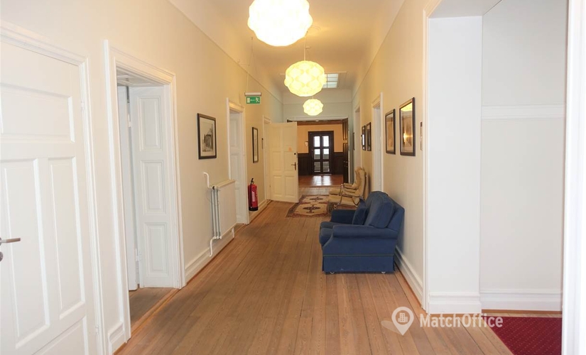 Mötesrum(Yta:35 m²) att hyra i Fridhemsvägen 2, 217 74 Innerstaden. Bra val | MatchOffice.se