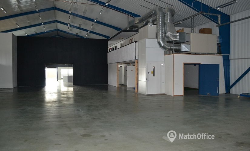 287 m² Warehouse space rental in Vaxjo, Växjö (352 46) - 2 | MatchOffice.com