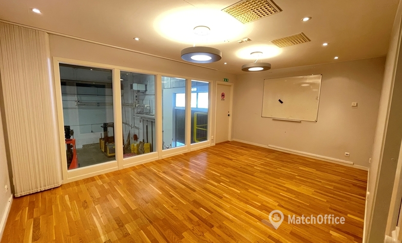 Butik(Yta:1447 m²) att hyra i Västra Frölunda, August Barks gata 2, 421 32 Askim-Frölunda-Högsbo. Inga extra avgifter | MatchOffice.se