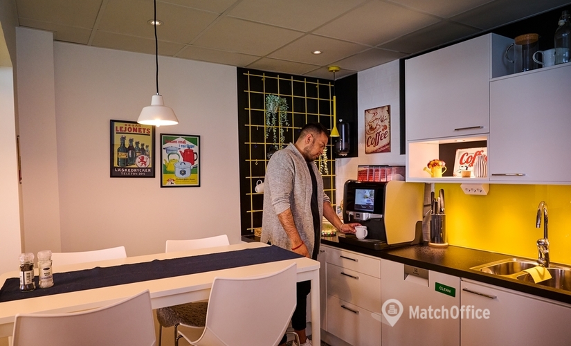Affärscentrum(Yta:15 m²) att hyra i Malmö, Norra Bulltoftavägen 65 G, 212 21 Kirseberg. WiFi-anslutning ingår | MatchOffice.se