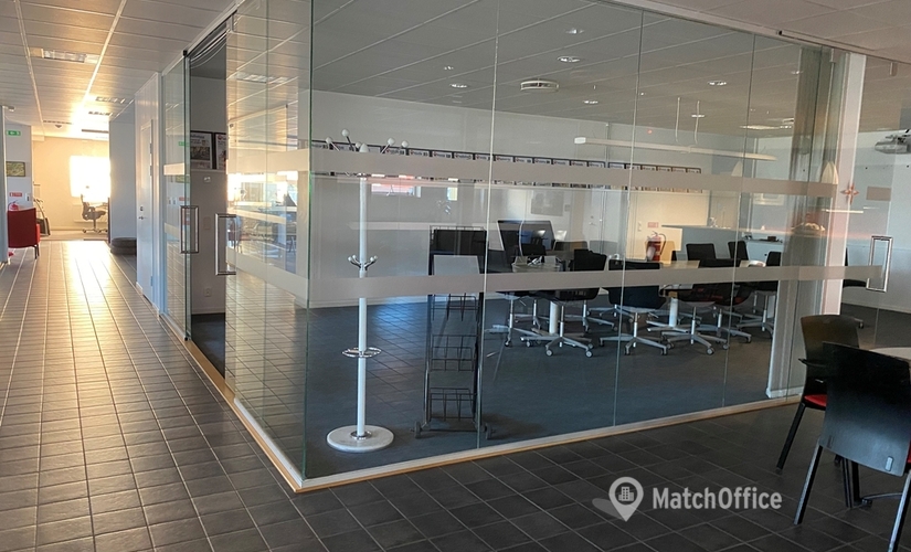 Företagshotell(Yta:429 m²) för uthyrning i Enköping, Östra Järnvägsg. 8, 745 37 Enköping. Bra läge | MatchOffice.se