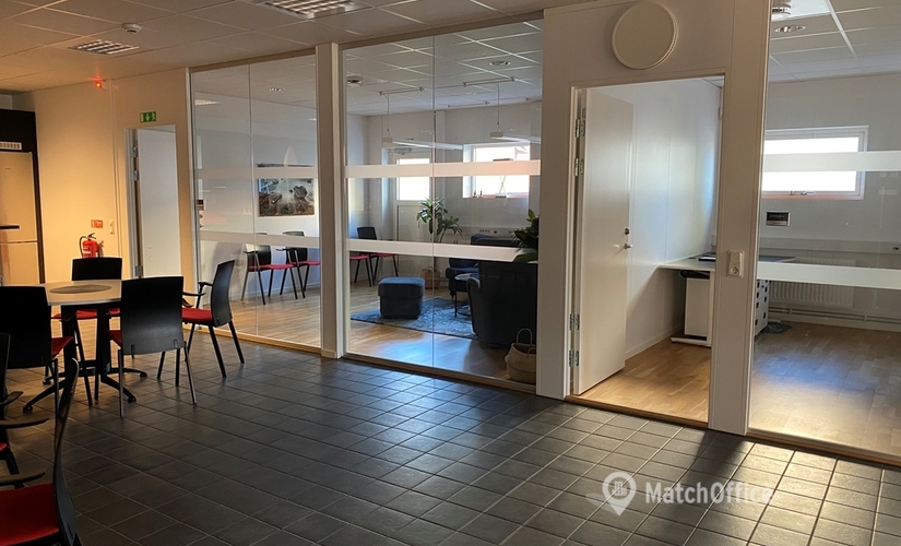 Företagshotell(Yta:429 m²) att hyra i Enköping, Östra Järnvägsg. 8, 745 37 Enköping. Fullt utbud av faciliteter | MatchOffice.se