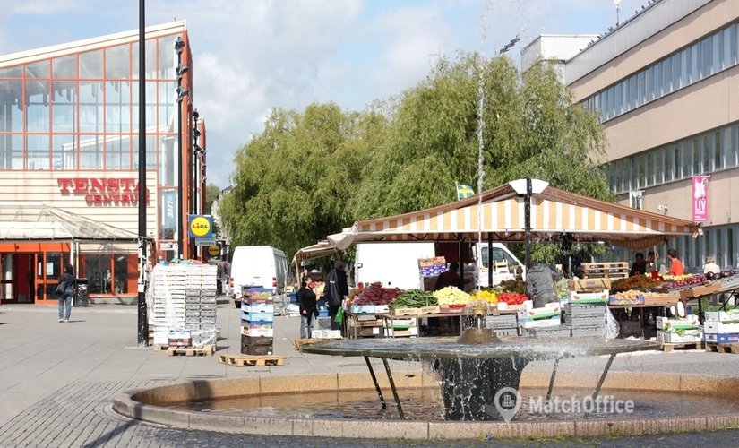 Butik(Yta:82 m²) att hyra i Tensta Centrum, 163 53 Spånga. Lång- och korttidsuthyrning | MatchOffice.se