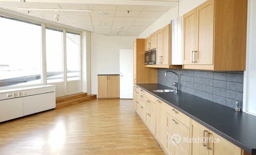 Kontor(Yta:606 m²)	för uthyrning i Sollentuna, Kung Hans väg 12, 192 68 Sollentuna. Lång- och korttidsuthyrning | MatchOffice.se