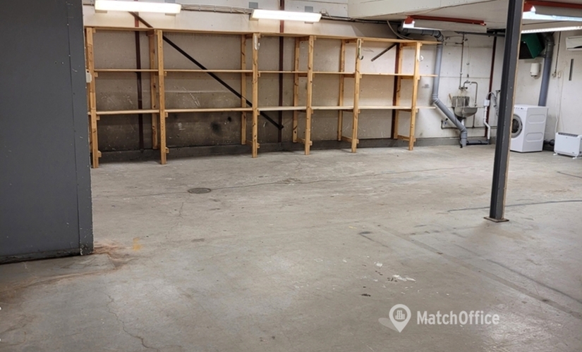 140 m² Warehouse for rent in Gavle, Gävle (803 09) - 1 | MatchOffice