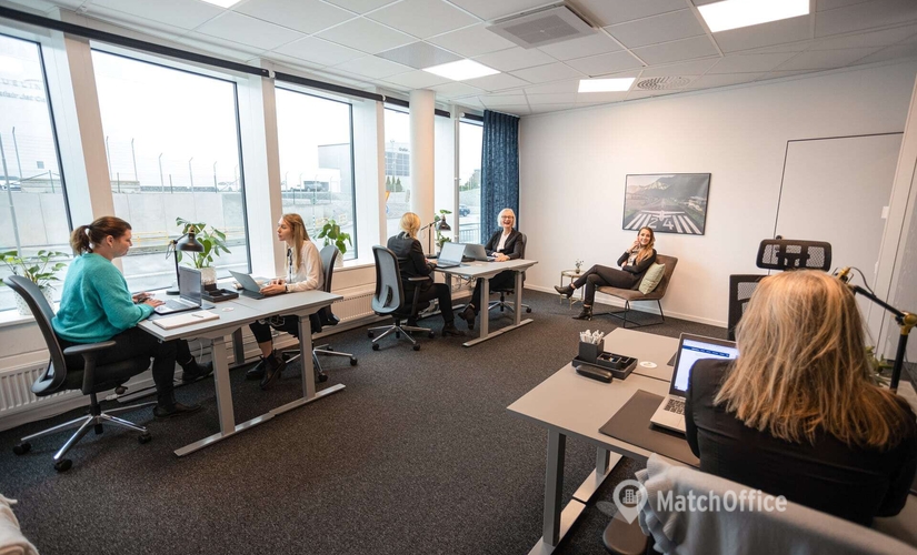 Affärscentrum(Yta:400 m²) att hyra i Köpsvängen 10, 168 67 Bromma. Handikappanpassad | MatchOffice.se