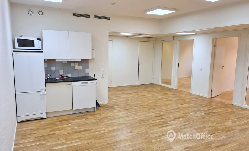 Office Hulda Lindgrens gata 8 421 31 Askim-Frolunda-Hogsbo