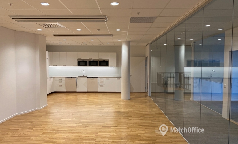 Kontorsutrymme(Yta:688 m²) att hyra i Solna, Råsundavägen 4, 169 67 Solna. Bra läge | MatchOffice.se