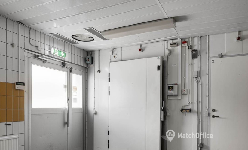 Verkstad(Yta:479 m²) att hyra i Ekenleden 13, 428 36 Kållered. Inga extra avgifter | MatchOffice.se																	