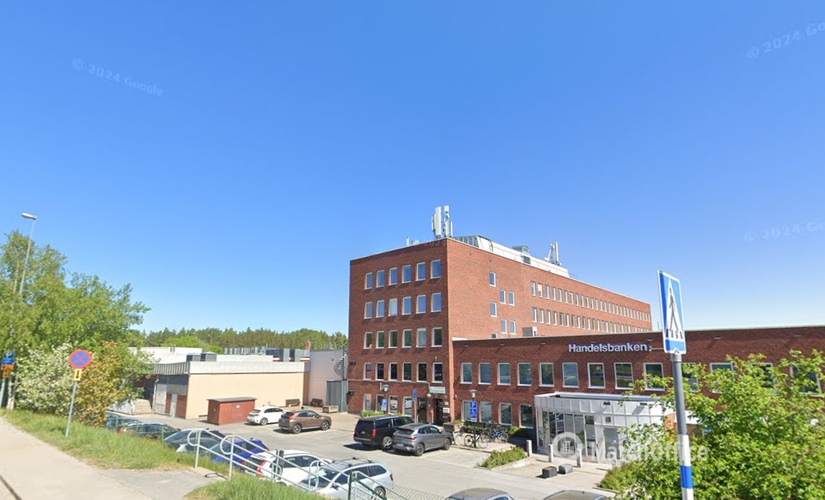 Företagshotell(Yta:240 m²) att hyra i Industrivägen 13, 135 40 Tyresö. Lång- och korttidsuthyrning | MatchOffice.se