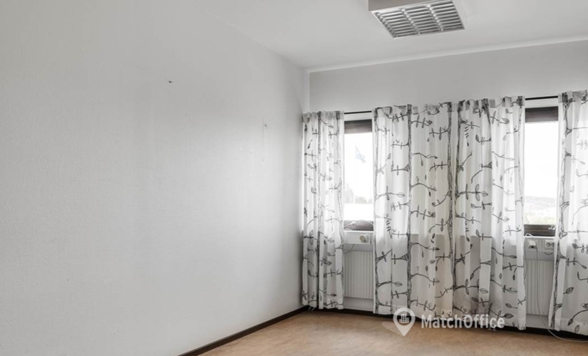 142 m² Business center in Molndal, Kryptongatan 6 (431 53) - 4 | MatchOffice.com