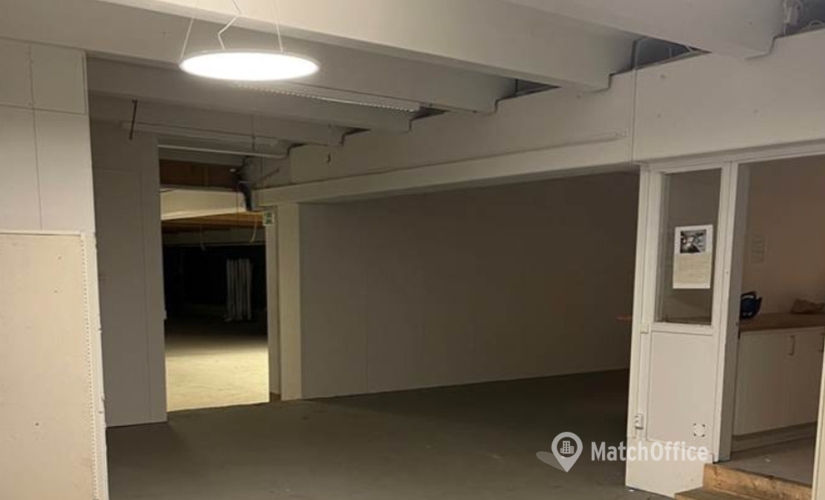 Verkstad(Yta:564 m²) att hyra i Sörredsbacken 20, 418 78 Göteborg Centrum. Lång- och korttidsuthyrning | MatchOffice.se																	