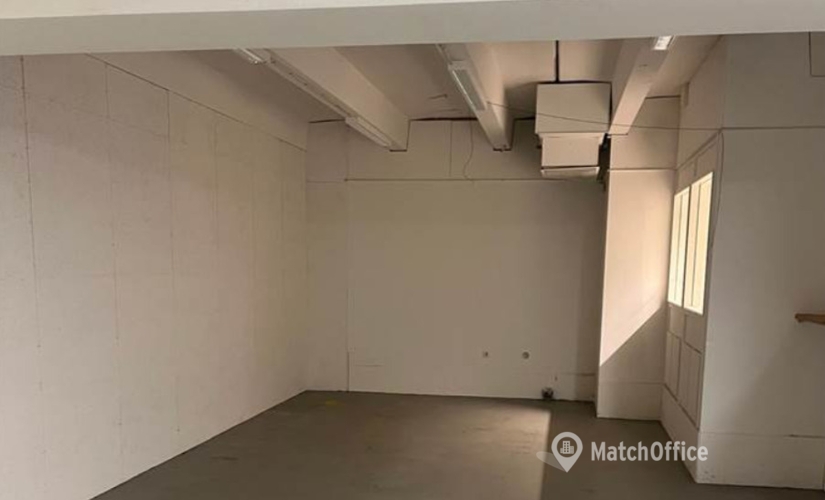 Lagerutrymme(Yta:345 m²) för uthyrning i Sörredsbacken 20, 418 78 Göteborg Centrum. Inga extra avgifter | MatchOffice.se