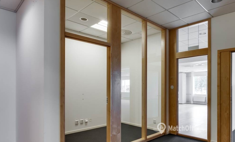 531 m² Business space in Torslanda, Sörredsplatsen 1 (418 78) - 2 | MatchOffice.com