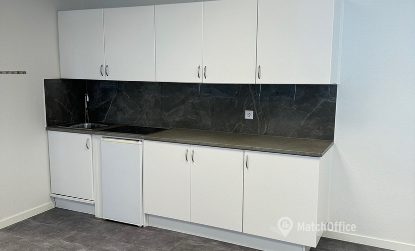 Office Hantverkaregatan 16 232 34 Burlov