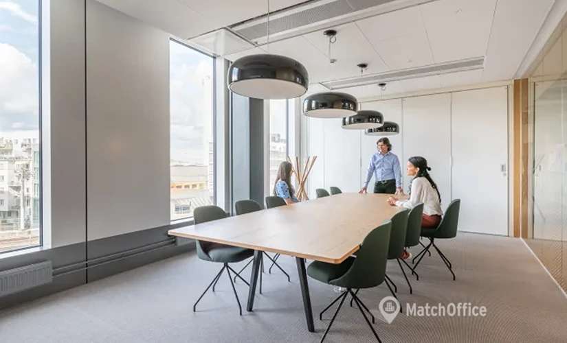 Konferensrum(Yta:30 m²) för uthyrning i Hammarbybacken 27, 121 45 Johanneshov. Fullt utbud av faciliteter | MatchOffice.se