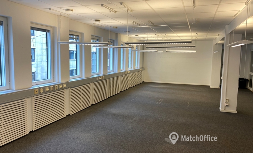 Kontorsutrymme(Yta:300 m²) att hyra i Stockholm, Luntmakargatan 22, 111 37 Norrmalm. Endast från verifierade hyresvärdar | MatchOffice.se