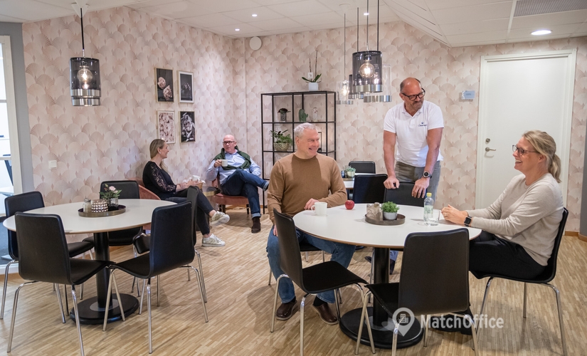 Coworking utrymme(Yta:25 m²) för uthyrning i Danderyd, Svärdvägen 21, 182 33 Danderyd. Fullt utbud av faciliteter | MatchOffice.se