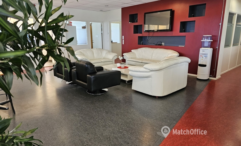 Kontorshotell(Yta:40 m²) för uthyrning i Månskärsvägen 10B, 141 75 Huddinge. Bra läge | MatchOffice.se